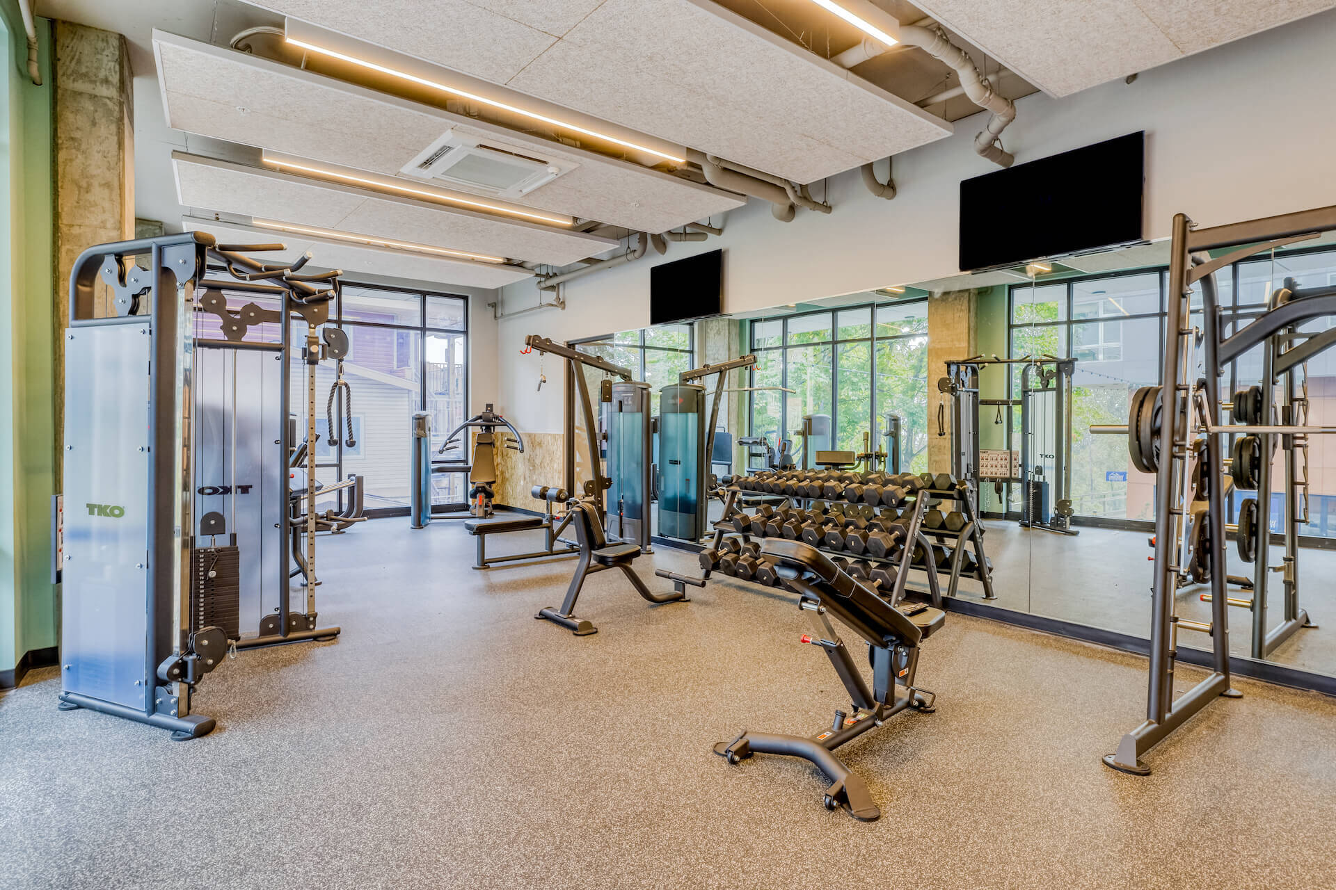 gym at stateside apartments